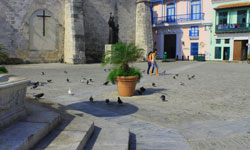 plaza de san francisco de asis havana www.cubatoptravel.com